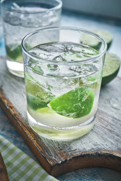 istock Kombucha Mojito with Fresh Mint and Ice 1382443936
