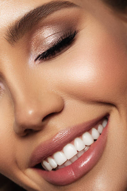 istock Beautiful girl with perfect make-up 1382482185