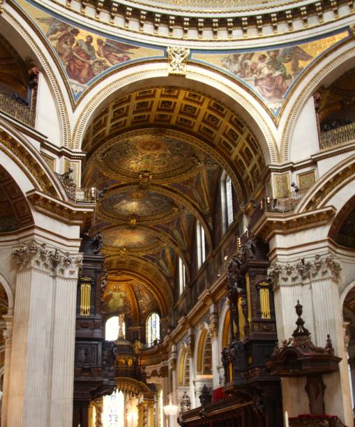 istock Ceiling Decorations In St. Paul's Cathedral, London 1382565740
