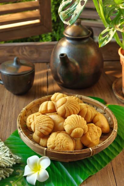 istock Kuih Bahulu 1382706628