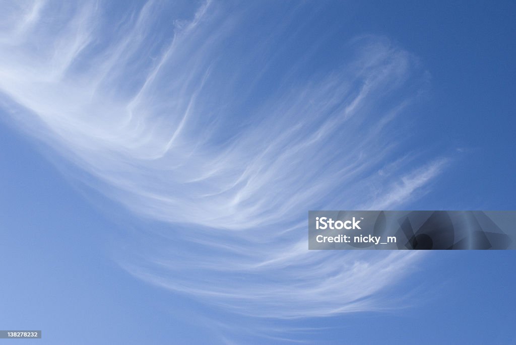 Wiotki chmury - Zbiór zdjęć royalty-free (Bez ludzi)