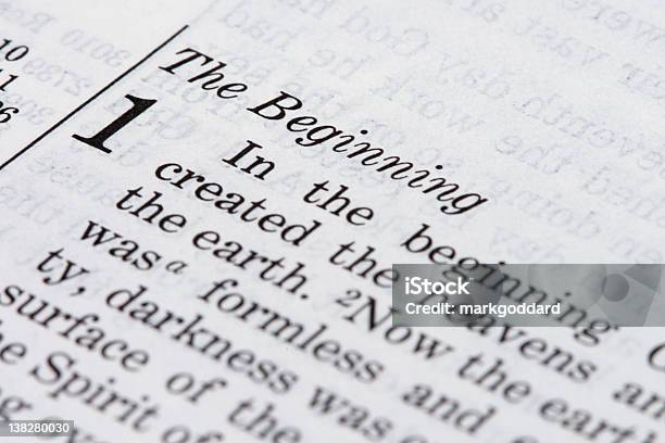 Bibel Extrakten Genesis 1 Stockfoto und mehr Bilder von Anfang - Anfang, Bibel, Buch