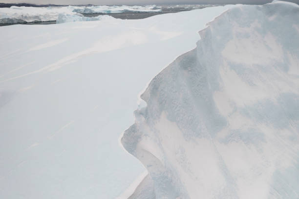istock BIG ICEBERGS FROM AERIAL VIEW 1382801779