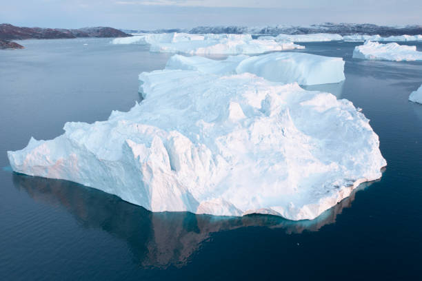 istock BIG ICEBERGS FROM AERIAL VIEW 1382810408