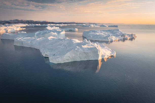 istock BIG ICEBERGS FROM AERIAL VIEW 1382810435