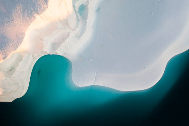 istock BIG ICEBERGS FROM AERIAL VIEW 1382810460
