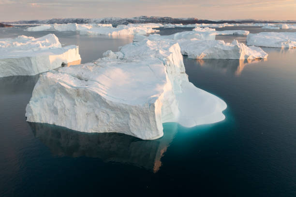 istock BIG ICEBERGS FROM AERIAL VIEW 1382810512