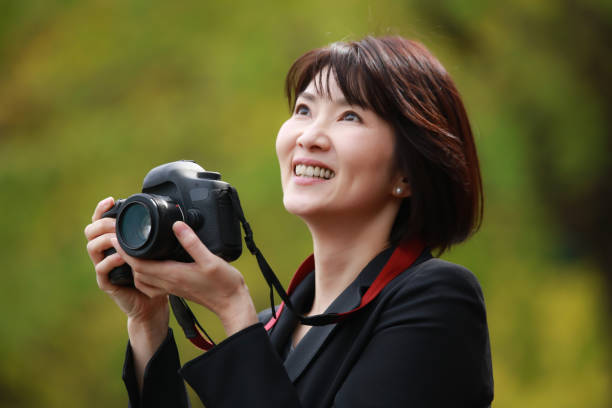 istock Smile female photographer 1382839025
