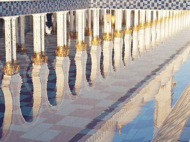 Reflection of the pillars of the grand Mosque