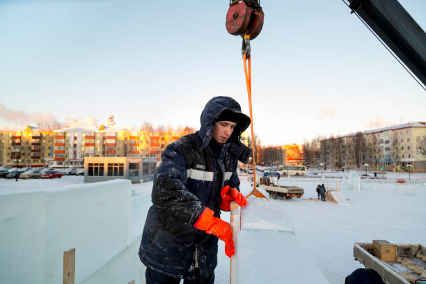 istock Worker on the installation of an ice panel 1382911798