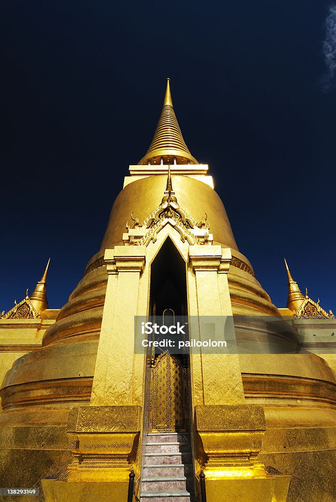 pagoda dorata - Foto stock royalty-free di Architettura