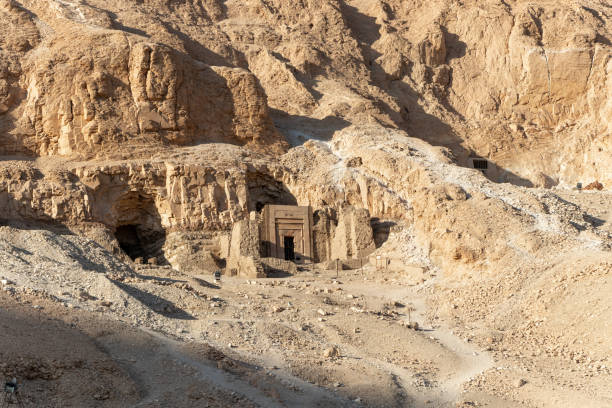 Graves beside the Hatshepsut Temple in Thebes Graves beside the Hatshepsut Temple in Thebes, Egypt queen hatshepsut stock pictures, royalty-free photos & images