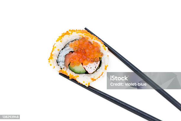 Sushi Mit Stäbchen Stockfoto und mehr Bilder von Sushi - Sushi, Stäbchen, Weißer Hintergrund