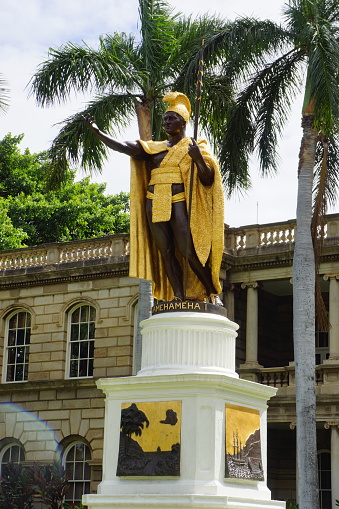 Statue of King Kamehameha (sculpted by Thomas Gould in Florence, 1883) in honor of the monarch who founded the Kingdom of Hawaii. It is located across the street from Iolani Palace on Oahu.