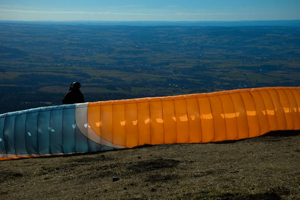 istock paragliding fabric ready to take off 1383055860