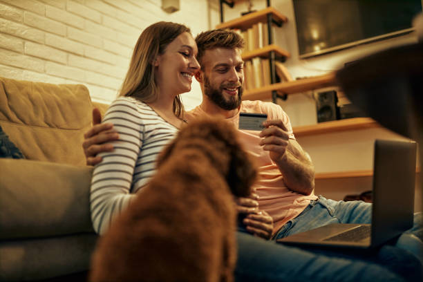 istock Expecting parents shopping online via technology 1383061159