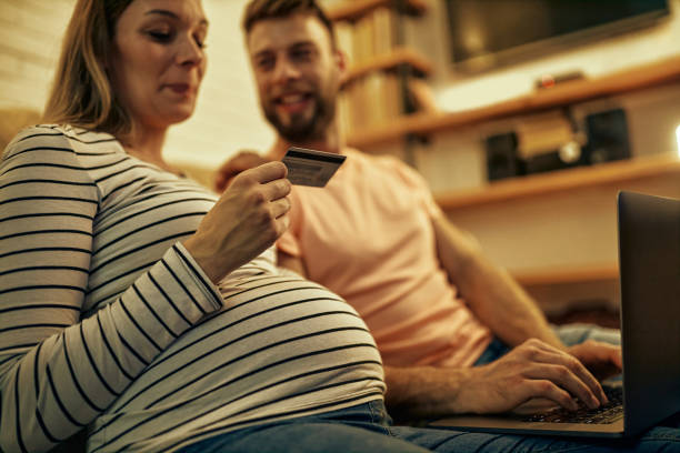 istock Expecting parents shopping online via technology 1383061289