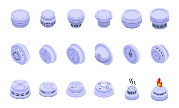 ilustrações, clipart, desenhos animados e ícones de ícones do detector de fumaça definem vetor isométrico. ceilling de alarme - smoke detector fire alarm sensor smoke