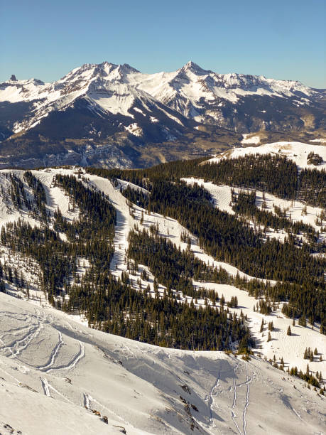istock Skiing in Telluride Colorado 1383124758