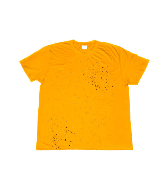 istock Men's yellow t-shirt with a abstract pattern 1383133359