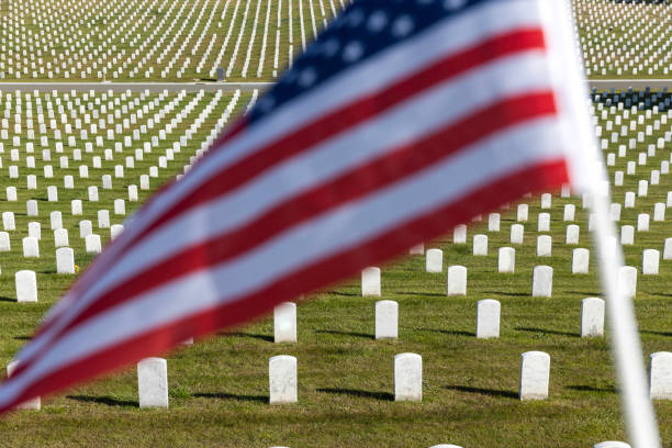 istock Memorial Day Veterans Cemetery 1383196661