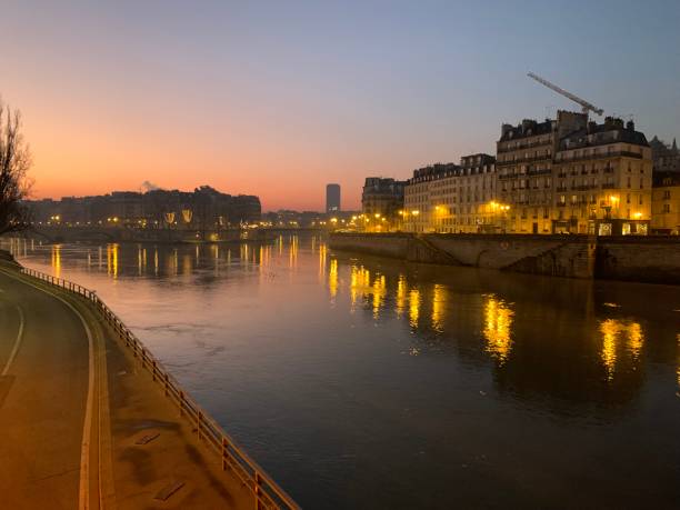istock Beautiful sunrise in Paris 1383430046