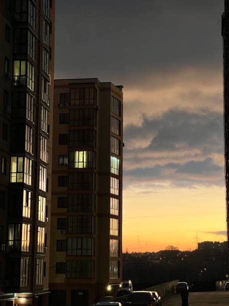 istock evening in the city 1383500409