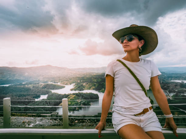 Latin Woman with hat and sunglasses