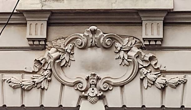 istock Ornamento casa antigua 1383542463