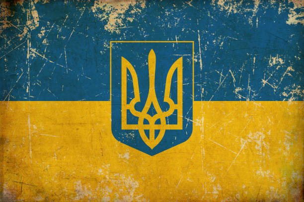 ilustraciones, imágenes clip art, dibujos animados e iconos de stock de bandera del estado de ucrania envejecido plano - ukraine trident ukrainian culture coat of arms