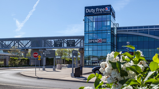 TORONTO, CANADA - MAY 20, 2017: Duty Free store located on the Canadian side of the Lewiston–Queenston Bridge, an international bridge between the United States and Canada.