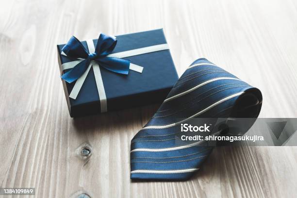 Image Of A Gift For Fathers Day And Men Stock Photo - Download Image Now - Necktie, Gift, Box - Container