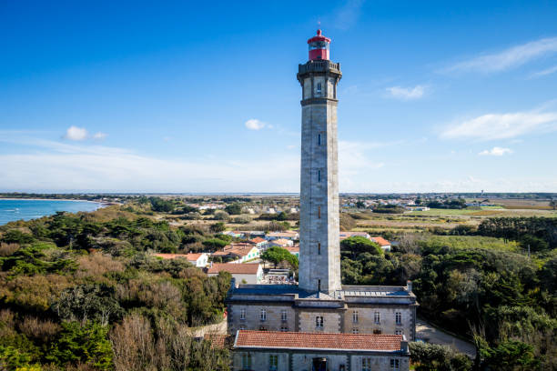istock Whale lighthouse - Phare des baleines - in Re island 1384154218