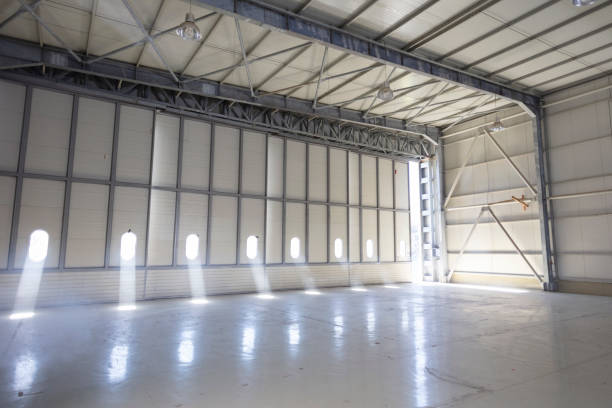 istock View of Empty  Hangar with the Door 1384218334