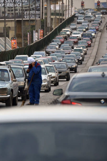 heavy traffic - tourism outdoors egypt africa imagens e fotografias de stock