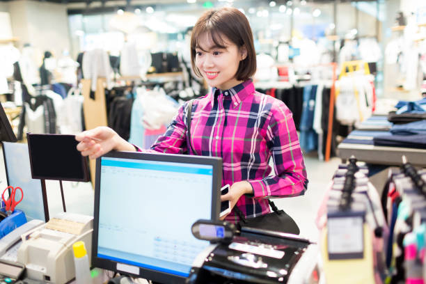 istock the checkout girl at the mall 1384259199