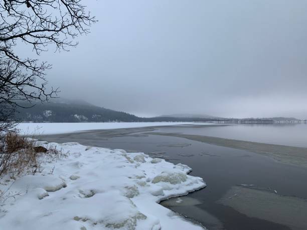 istock River runs through the ice and snow 1384272622