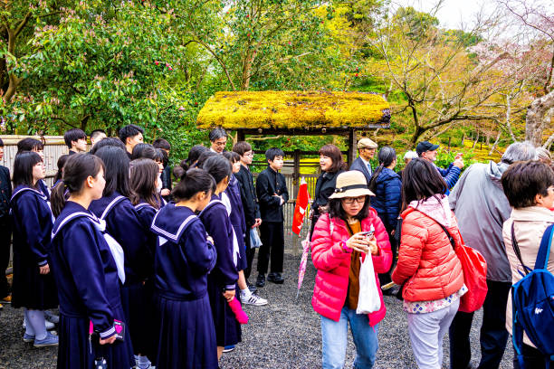 kinkakuji temple or golden pavilion rokuonji zen buddhist temple with crowd of many people - kyoto city kyoto prefecture kinkaku ji temple temple imagens e fotografias de stock