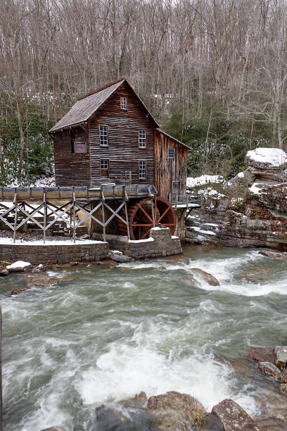 glade creek grist mill - autumn watermill glade creek waterfall photos et images de collection