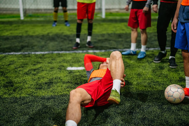 istock Soccer player get got injured in the game 1384339198