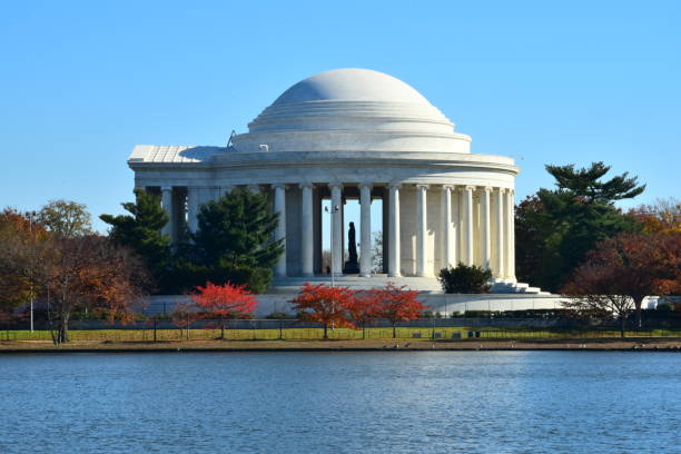 istock Jefferson Memorial in Autumn 1384369276