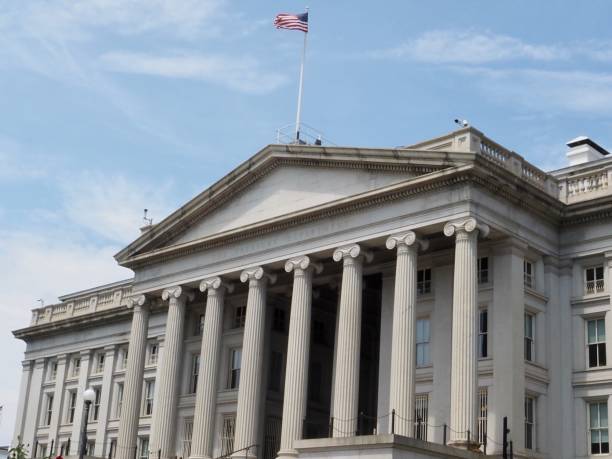US Department of Treasury Washington D.C., District of Columbia, United States - August 31 2021: The US Treasury Department of the United States of America building determining fiscal policy. irs office stock pictures, royalty-free photos & images