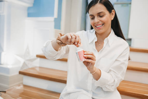 istock Woman make blog about immune preparations 1384627484