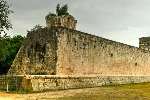 istock Grand Ball Court - Chichen Itza 1384705575