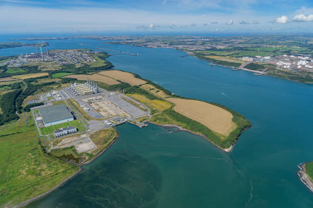 Oil and Gas terminals at Milford Haven, Wales, UK Helicopter Aerial views of Pembroke Dock and And Oil and Gas terminals at Milford Haven, Wales, UK milford haven stock pictures, royalty-free photos & images