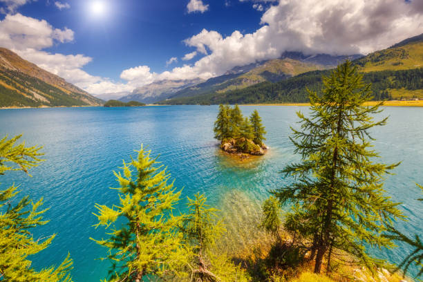 istock sunny day on the lake 1384882841
