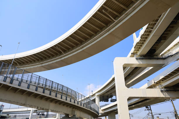 istock Highways that draw curves and intersect intricately 1384898261