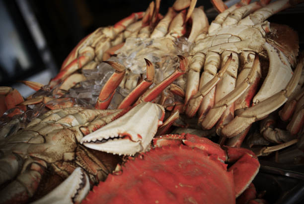 istock Crabs at outdoor seafood market 1384898706