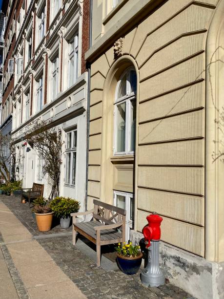 istock Street scene in Copenhagen 1385011198