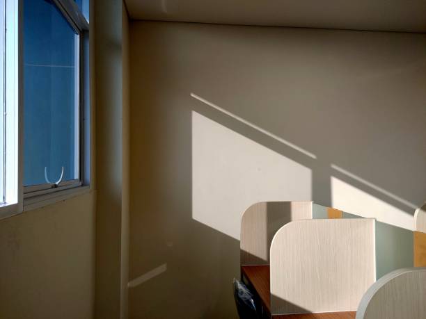 istock Sun Bright into the Room 1385065326